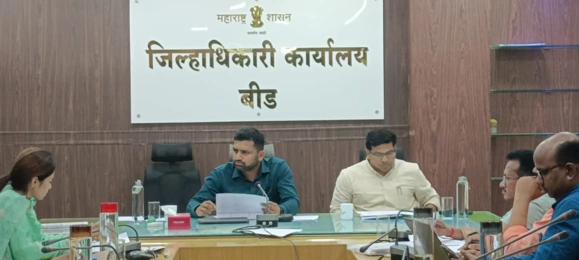 बुडीत जमिनीतून उगवणार हिरवा चारा; बीड जिल्ह्यात दुष्काळावर मात करण्यासाठी नाविन्यपूर्ण प्रयोग