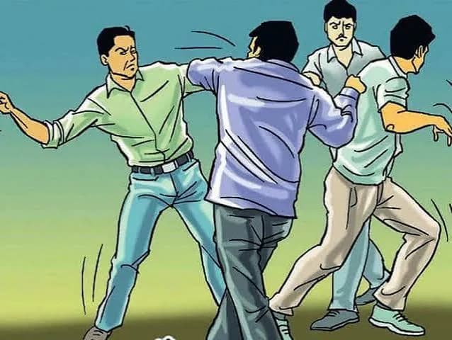 गोपत पिंपळगावमध्ये चौघांचा सशस्त्र हल्ला; कुऱ्हाड आणि लाकडी दांड्याने तरुणाचे डोके फोडले