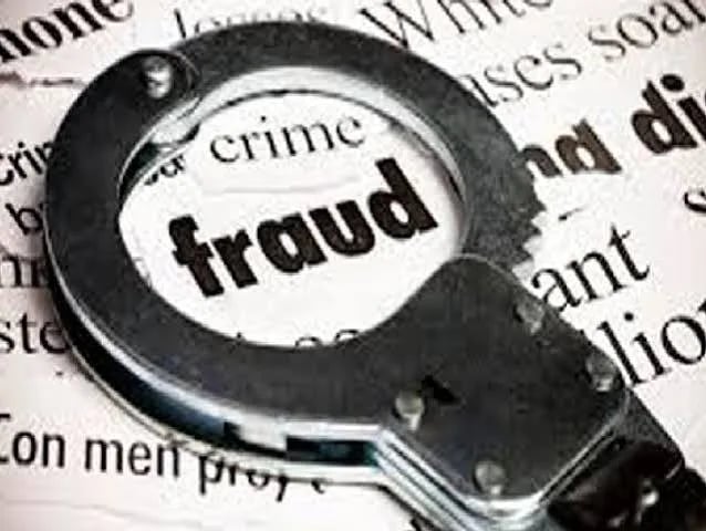 कर्ज नसल्याचे सांगून कार्स २४ कडून साडेअकरा लाखांची फसवणूक; परळीत गुन्हा दाखल