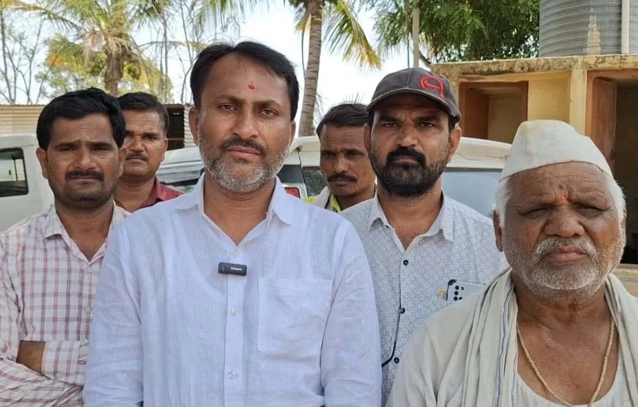 उपसरपंचांचा आत्मदहनाचा इशारा