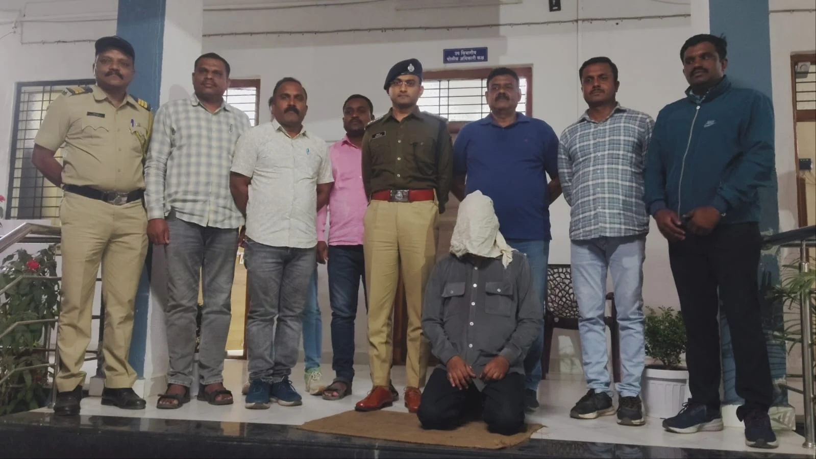 केज पोलिसांची साताऱ्यात मोठी कारवाई