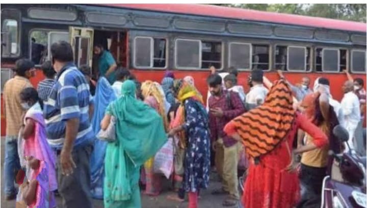 दिवाळी संपली,बस स्थानकामध्ये गर्दी