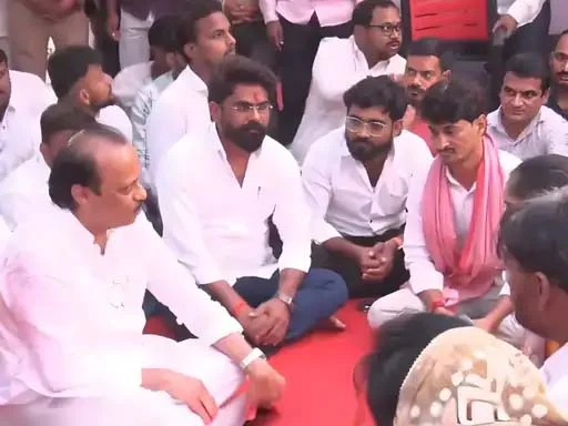 सरपंच संतोष देशमुख हत्या प्रकरण:वर्षभरानंतरही न्याय नाही