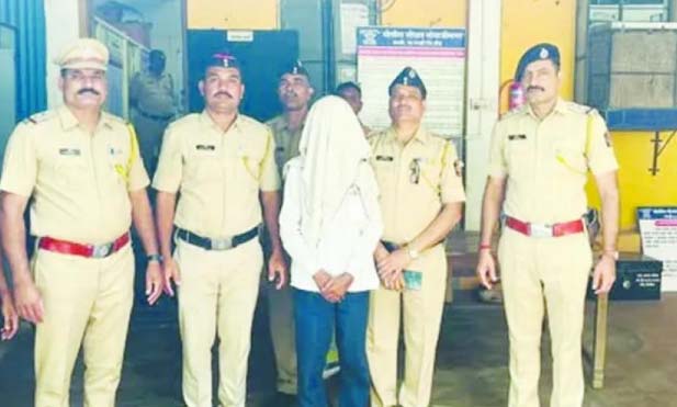 हातभट्टी विकणाऱ्यावर एमपीडीए कारवाई