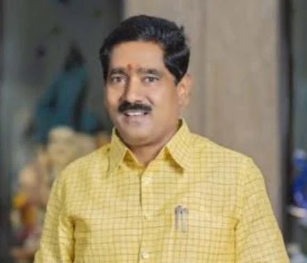 कनिष्ठ अभियंता पदाची परीक्षा पुढे ढकला