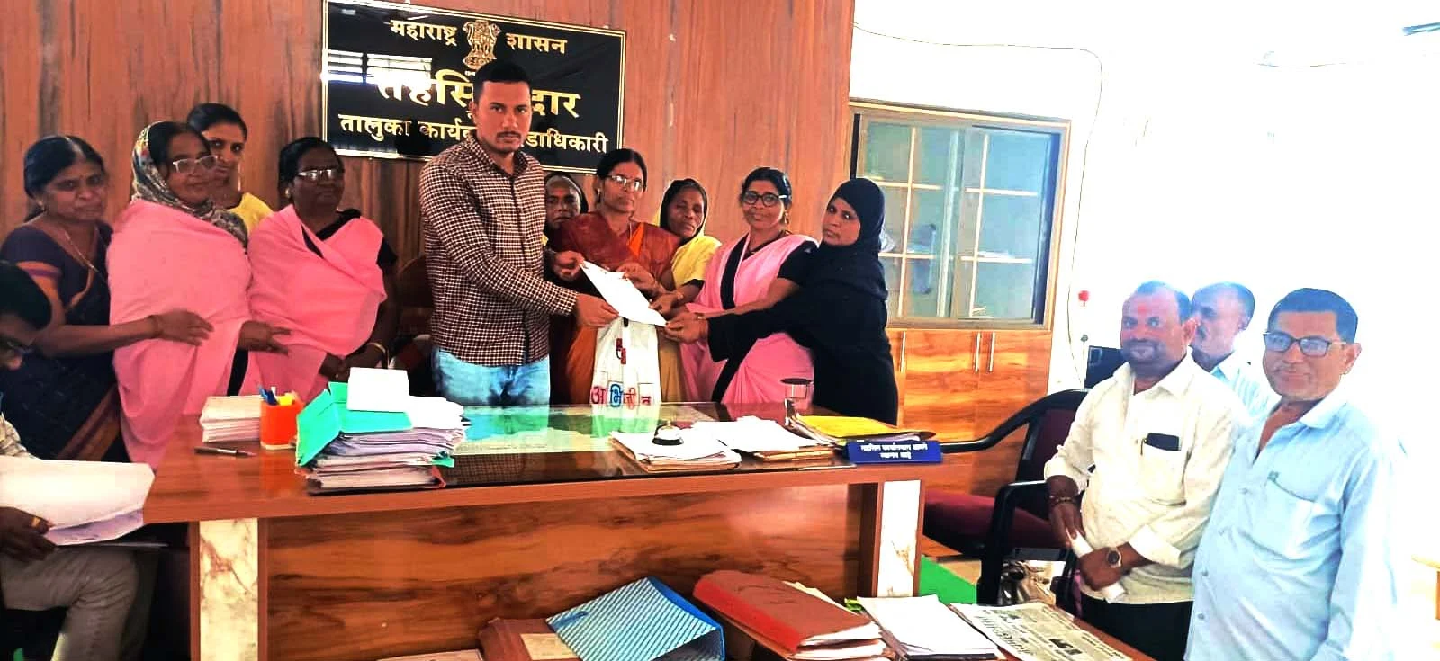 हक्क देण्याची भारतीय जनता मजदुर संघाची मागणी