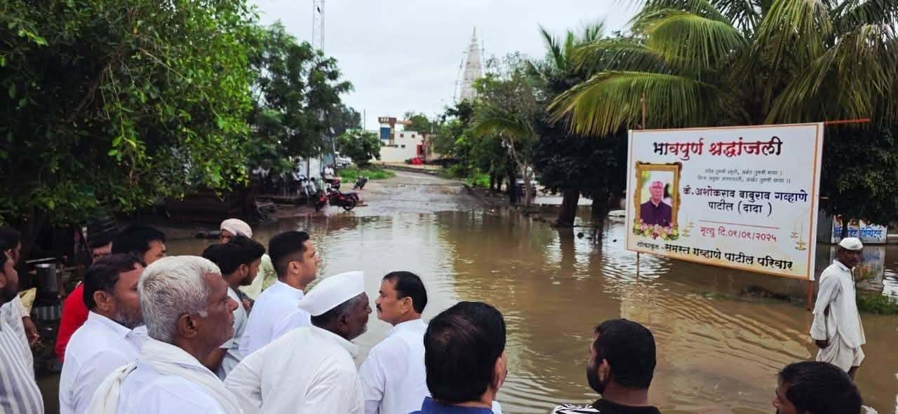 अक्षय मुंदडा यांनी मांजरा नदी काठच्या गावांना दिल्या भेटी