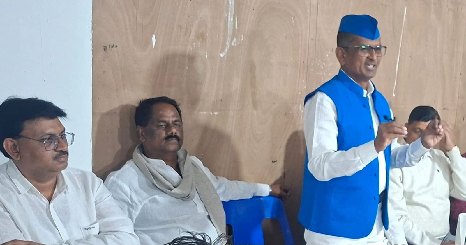 रिपब्लिकन पार्टी ऑफ इंडिया आठवले गटाच्या पाठिंब्याने पापा मोदींचा जनाधार वाढला