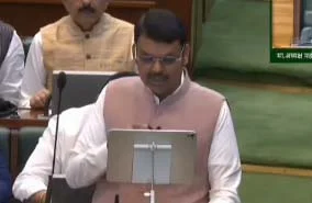 अंबाजोगाईच्या स्वाराती वैद्यकीय महाविद्यालयाला राज्य सरकारचे बळ: मुख्यमंत्री देवेंद्र फडणवीस यांची मोठी घोषणा