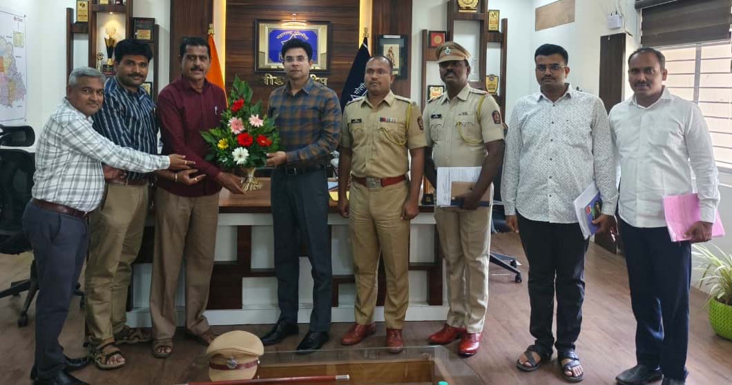 सायबर पोलीस स्टेशन बीडची उल्लेखनीय कामगिरी; तक्रारदारास ६५ हजारांची रक्कम परत