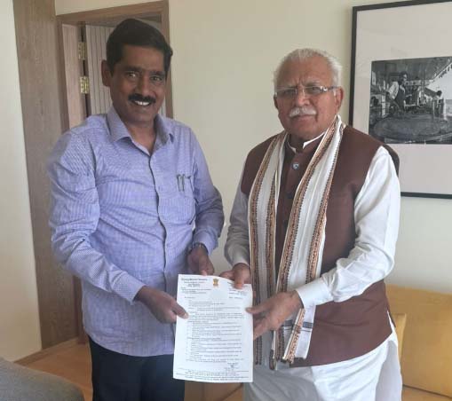 दुष्काळग्रस्त बीडसाठी विशेष निधी अन् मंजूरी द्या