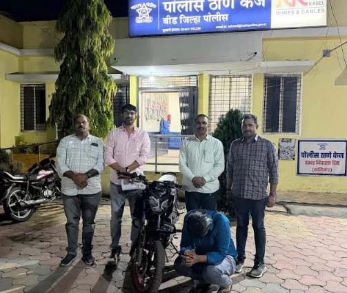 प्रकरणातील एकाला स्थानिक गुन्हे शाखेने घेतले ताब्यात