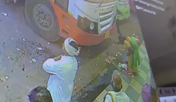 भानामती'च्या अघोरी प्रकाराने प्रवाशांमध्ये भीतीचे वातावरण