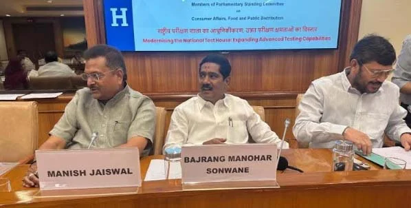 पॅकेजबंद खाद्यपदार्थांमधील साखरेच्या प्रमाणावर केंद्र सरकारचे नियंत्रण