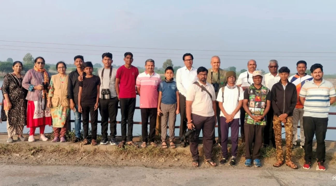 मुरंबी तलाव व मुकुंदराज परिसरात विविध प्रजातीच्या पक्षांची नोंद