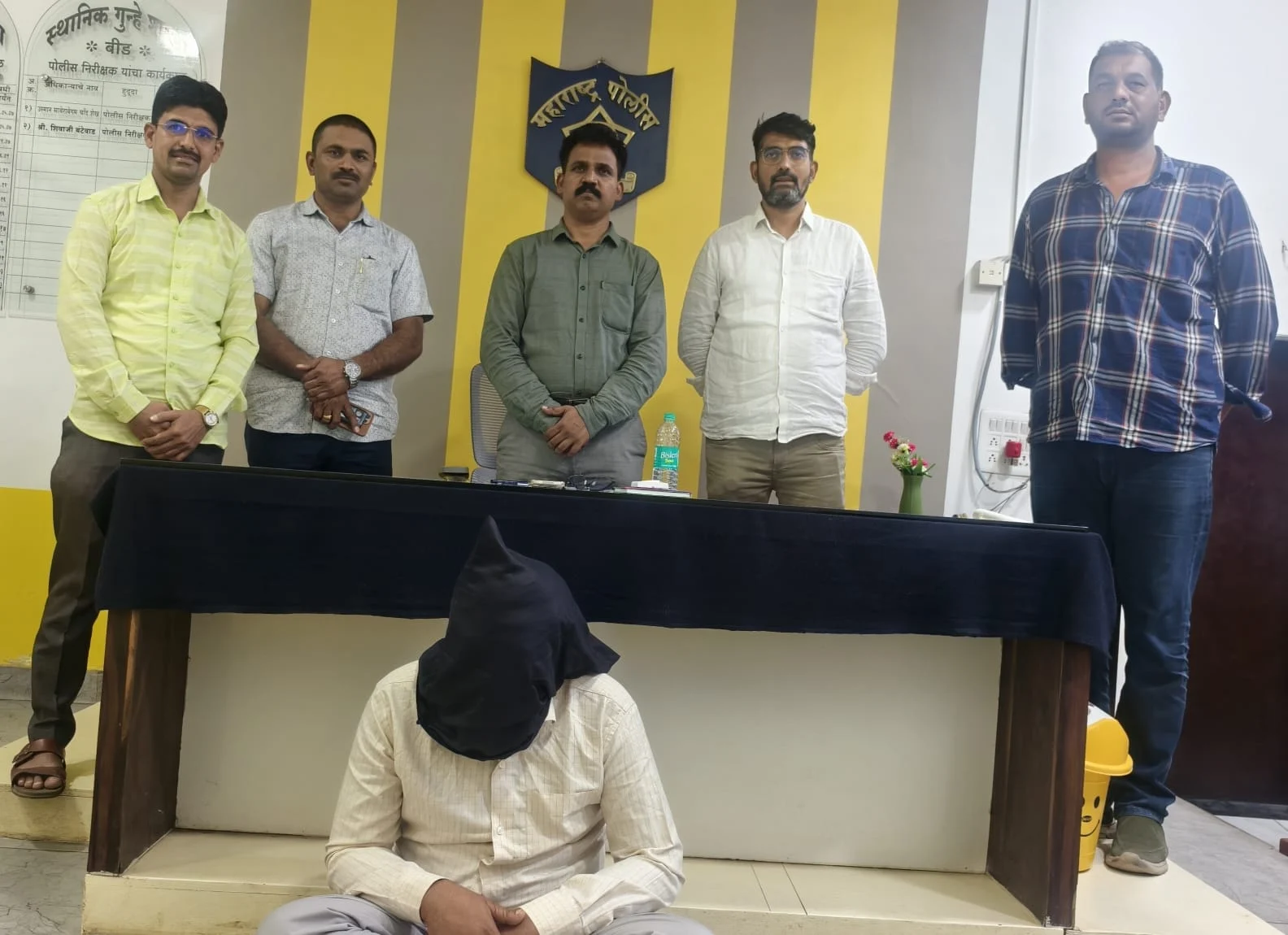 चमत्कार दाखवण्याच्या बहाण्याने अंगठी चोरणारा भामटा जेरबंद: बीड स्थानिक गुन्हे शाखेची कारवाई