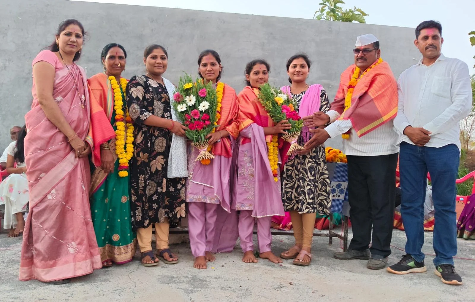 ऊसतोड मजूर कुटुंबातील चार सख्ख्या बहिणींची पोलीस दलात निवड; जिवाचीवाडी गावासह केज तालुक्याचा गौरव!