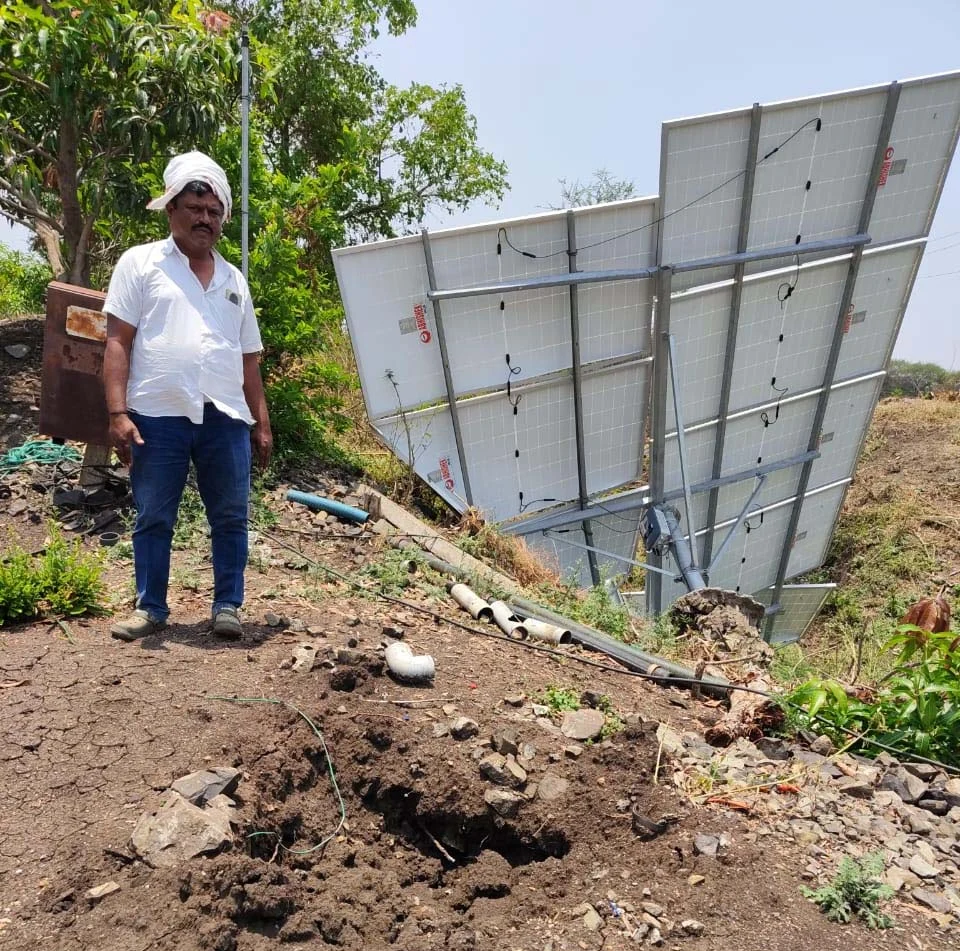 अवकाळीने धारूरला झोडपले; वादळी वाऱ्यामुळे शेतीचे मोठे नुकसान