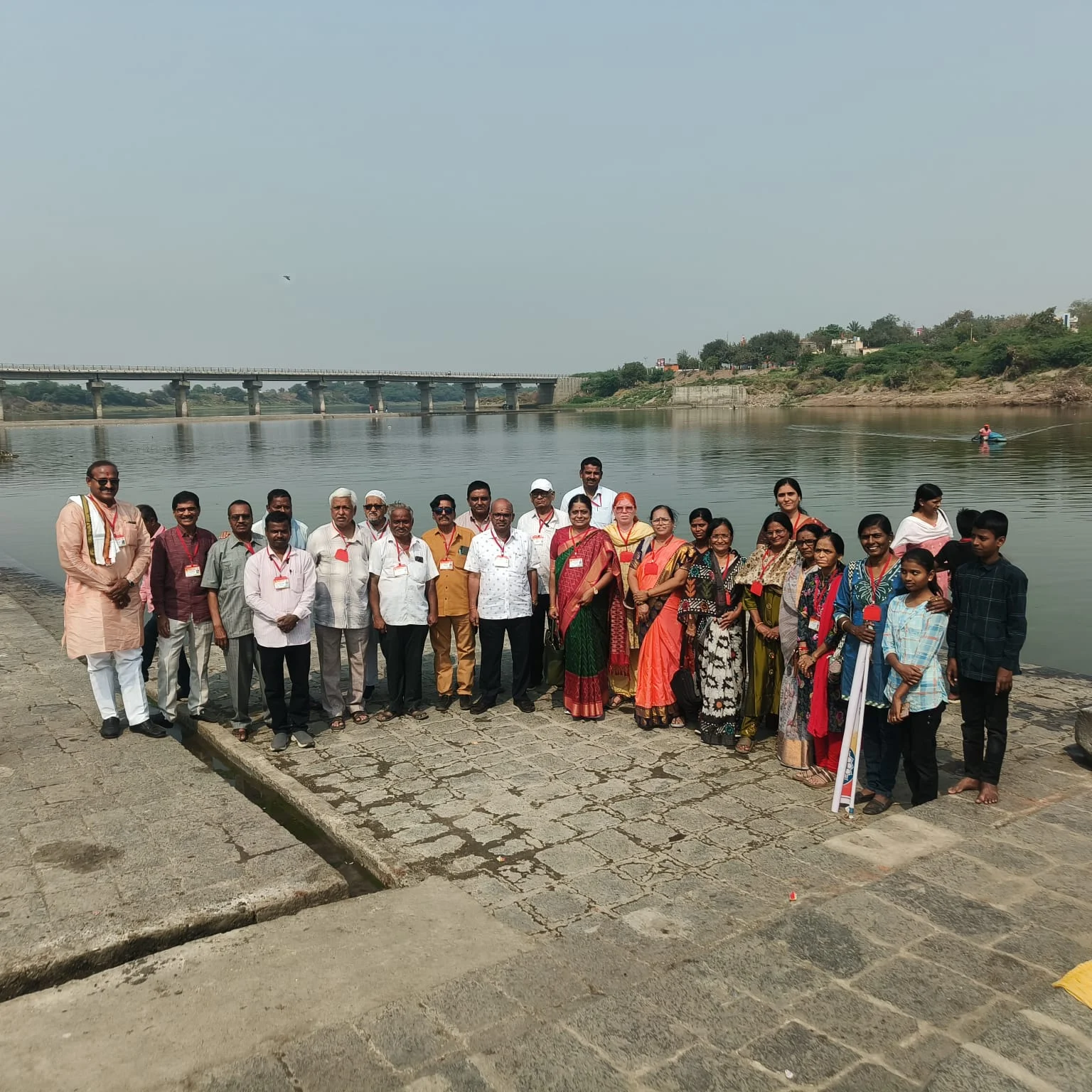 गोदावरी पात्रातील ‘जांभुळ बेटा’स अंबाजोगाईच्या आंतरभारतीची भेट