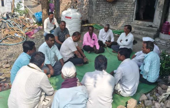 माकप कडून व्हावळे कुटूंबियांचे सांत्वन