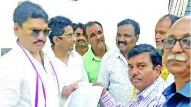 विनाअनुदानित शाळेतील शिक्षकांचा प्रश्न मार्गी लावणार