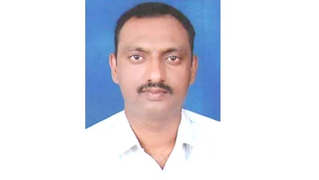 कंपनी नव्हे शेतकरीधार्जिनी पीक विमा हवा