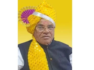 भुवनेश्वर येथील राष्ट्रीय अधिवेशनासाठी अंबाजोगाईचे ७६ ज्येष्ठ नागरिक रवाना होणार