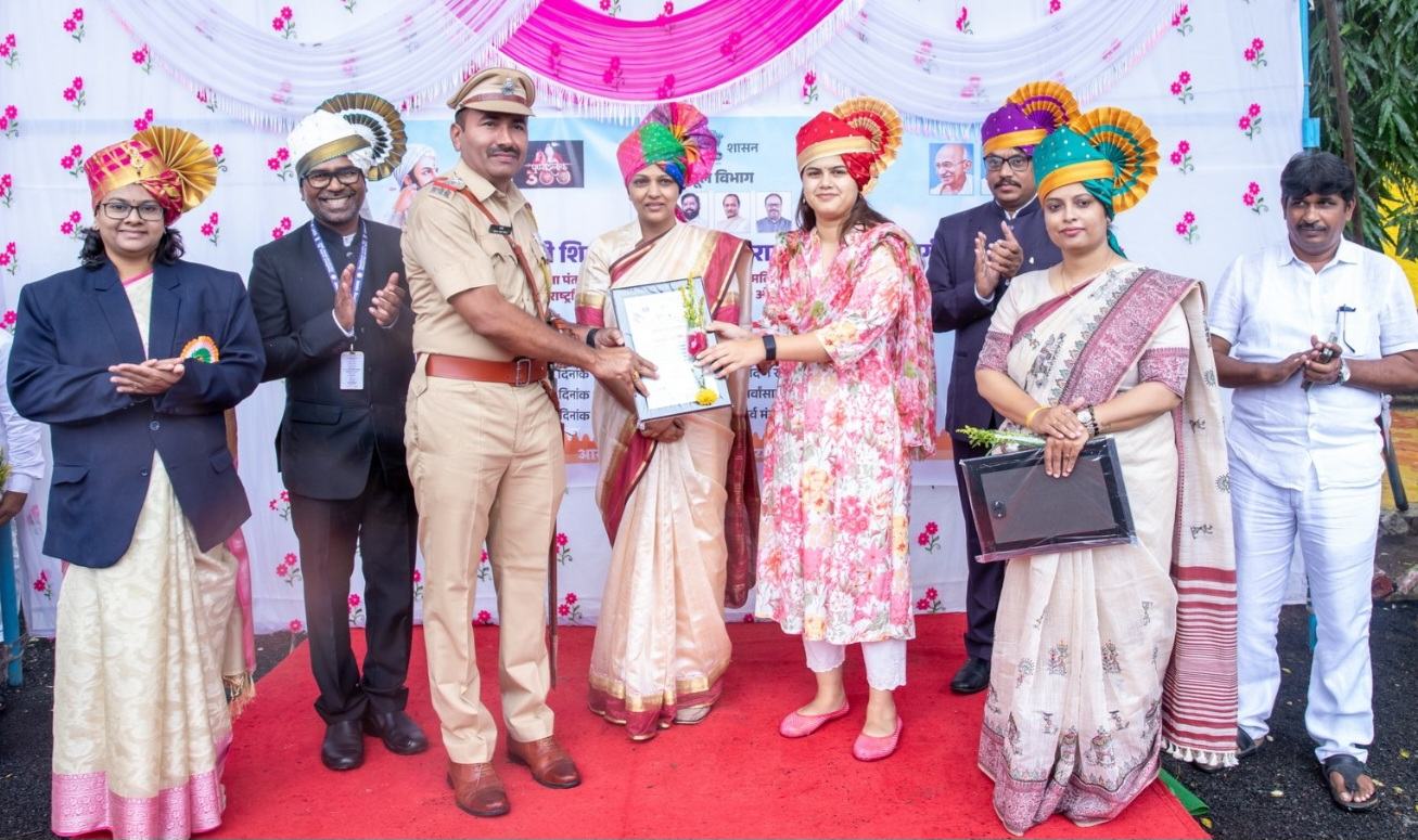 अंबाजोगाईत सेवा पंधरवड्याचा उत्साहात शुभारंभ