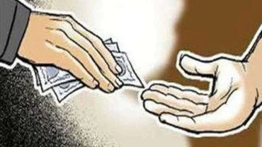 केजमध्ये ग्राम महसूल अधिकारी अडकला लाचलुचपत पथकाच्या जाळ्यात