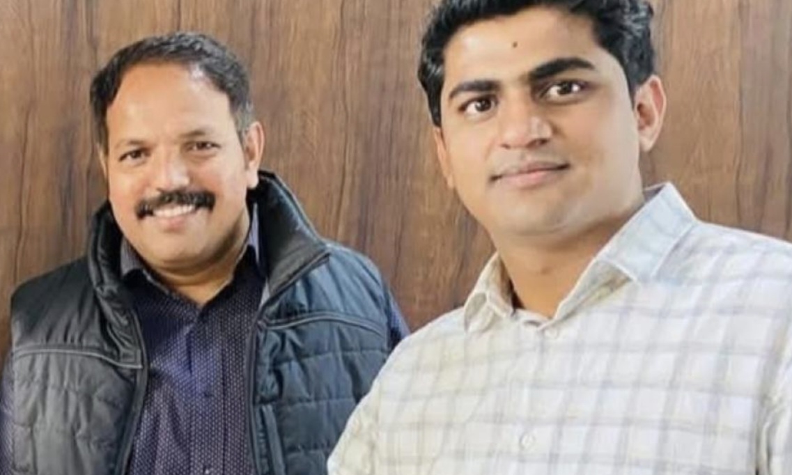 फरार विजय पवार, प्रशांत खाटोकर अखेर जेरबंद