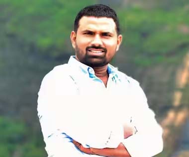 स्वतःवर गोळी झाडून तरुणानं संपवलं जीवन