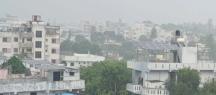 तापमानाचा पारा १२ अंशांपर्यंत खाली, हुडहुडी आणखी वाढण्याची शक्यता