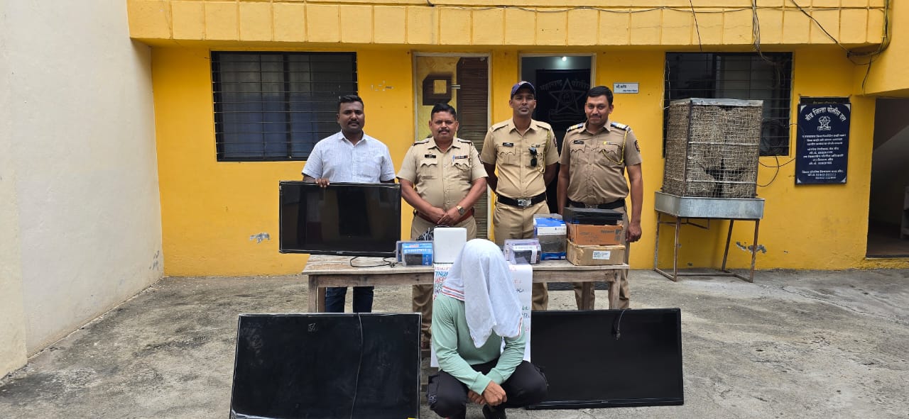 पेठ बीड पोलिसांची जुगार अड्ड्यावर कारवाई; व्हिडिओ गेमच्या आडून सुरू होता आर्थिक फसवणुकीचा व्यवसाय