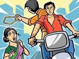 बस चढताना महिलेचे गंठण लांबविले