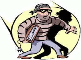 दुचाकीच्या डिक्कीतून दोन लाख रुपये लंपास