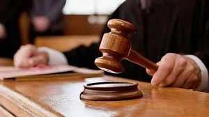 लाच घेतल्याच्या प्रकरणातून अंबाजोगाई आगार व्यवस्थापकासह दोघांची सन्मानपूर्वक निर्दोष मुक्तता