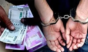 बीड शहर ठाण्यात एसीबीचा सापळा; १० हजारांची लाच घेताना पोलीस अंमलदार जेरबंद