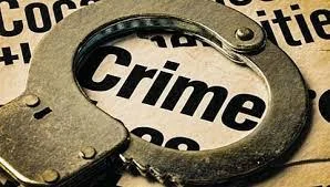 डिघोळअंबा येथे देशी दारू पकडली