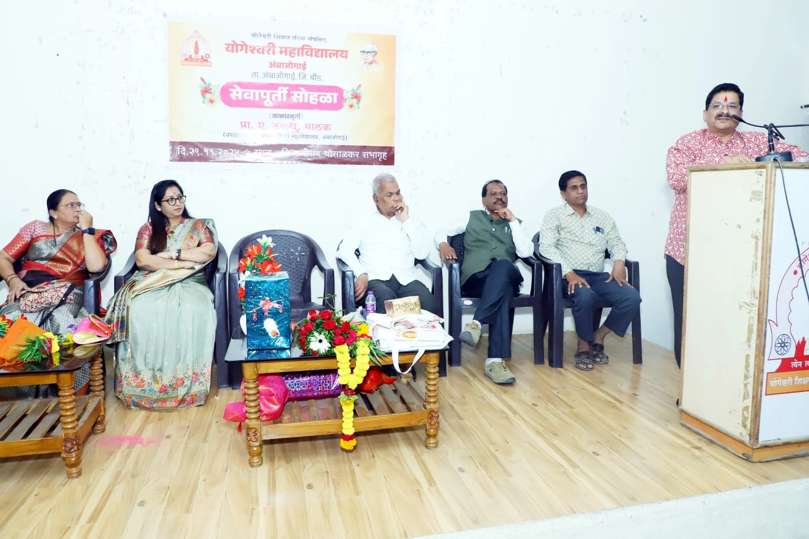 गुणवत्तेचा आलेख उंचावण्यात प्रा. अजय पाठक यांचे मोठे योगदान - चंद्रशेखर बर्दापूरकर