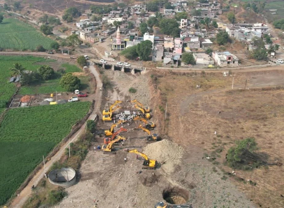 बीड जिल्ह्यात जलक्रांतीचा श्रीगणेशा