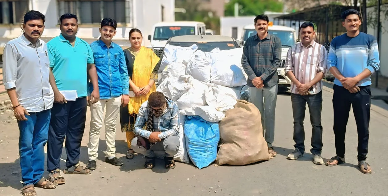 ६ लाख ६८ हजारांच्या गुटक्यासह स्विफ्ट कार जप्त